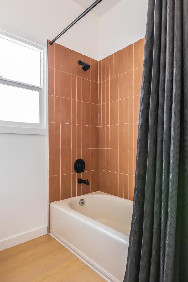Cozy Sunny Brand-New Apt 1 Block From The Beach Long Beach Ngoại thất bức ảnh